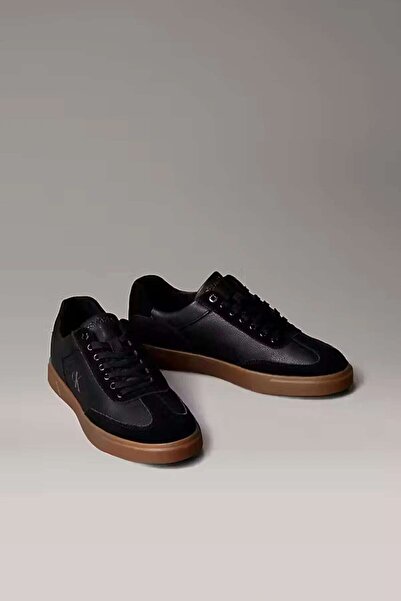 Calvin Klein Damskie sneakersy z kontrastową podeszwą i mieszanym materiałem ...