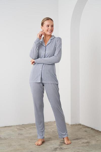 PJS 24549 Set pijamale cu dungi cu nasturi pentru damă