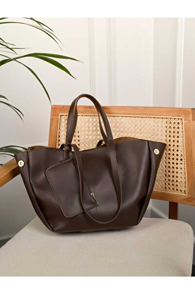 ÖZÜM TAKI Women's Large Size Arm and Shoulder Bag Brown