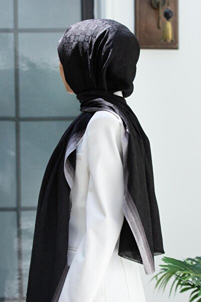 Vissona %57 İPEK %43 PAMUK MONOGRAM DESENLİ SİYAH - GRİ RENKLİ 70X190 ŞAL