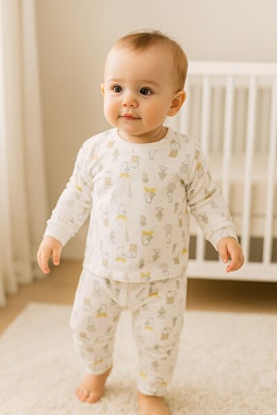 Kindo Baby طقم بيجامة للأطفال بأكمام طويلة ونقشة مميزة مع أزرار على الكتف