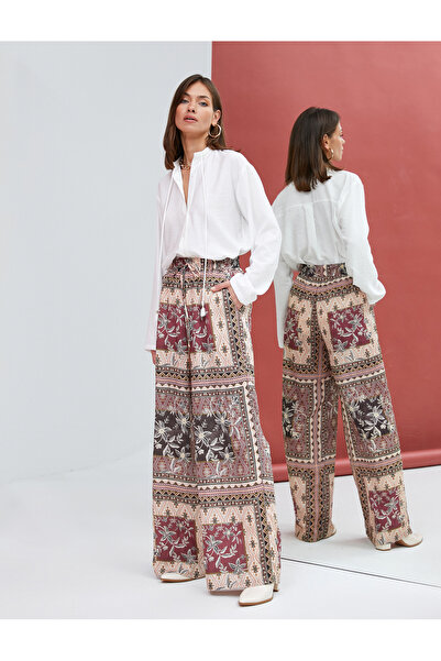 Koton قميص بأكمام طويلة وياقة بأزرار وتفاصيل ربطة عنق