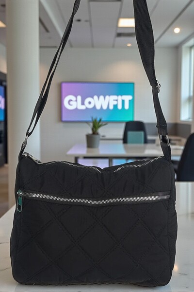 Glowfit Shine Your Shape Kadın Kapitone Desenli Iki Bölmeli Su geçirmez Siyah Puf Çanta