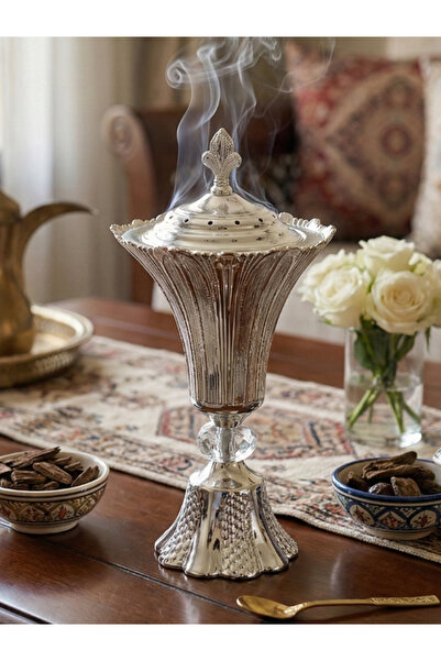 SQUALO مبخرة فضية معدنية بارتفاع 33 بتصميم كلاسيكي أنيق