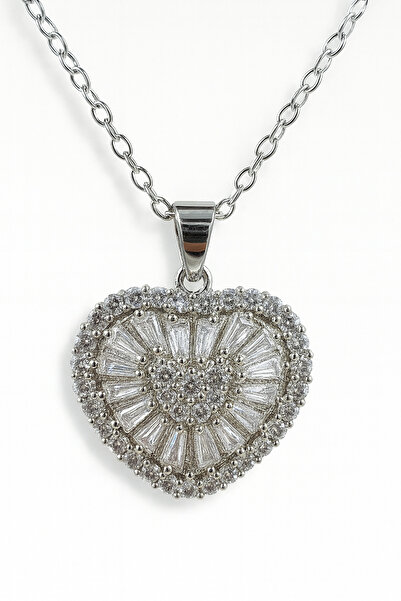 Tajemny قلادة فولاذية أنيقة على شكل قلب