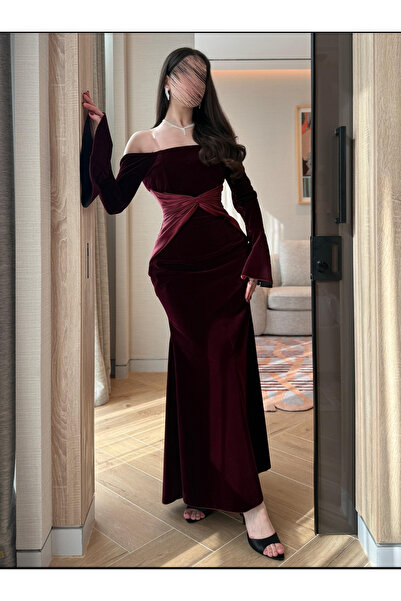 Joji A velvet dress, taken from our own photography.