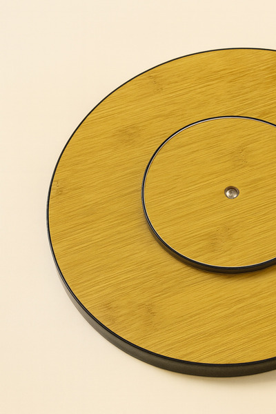 Mirilliahome 32 cm Bamboo Rotating Presentation Tray – Rotating Serving and Presentation Tray with Non-Slip Base