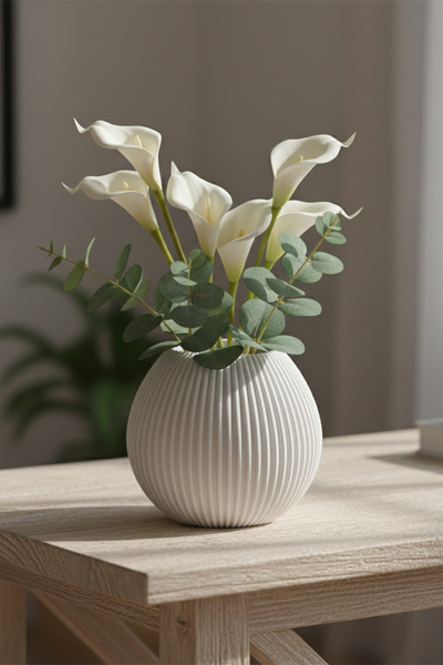 MEK مزهرية بلاستيكية مزخرفة بخطوط بسيطة باللون الأبيض (12×13 سم)