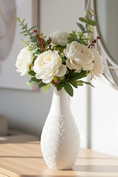 MEK مزهرية بلاستيكية مزخرفة بنقوش بارزة باللون الأبيض (21×10.5 سم)