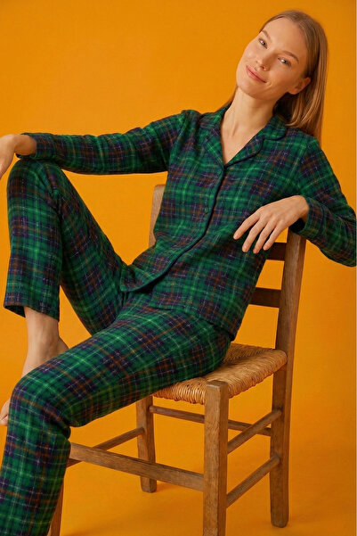 Farya Home Dreamy Christmas Cotton Suede New Year Themed Plaid Pajamas Set