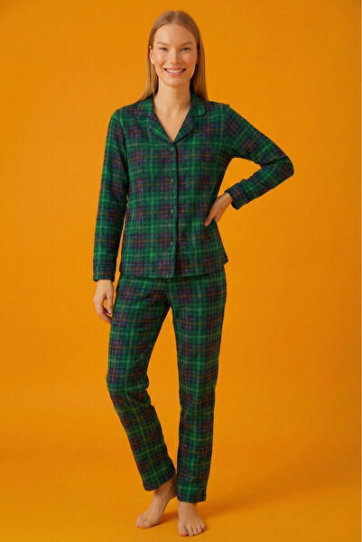 Farya Home Dreamy Christmas Cotton Suede New Year Themed Plaid Pajamas Set