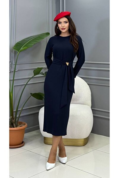 Genesis cannes فستان طويل بأكمام طويلة وحزام باللون الأزرق الداكن