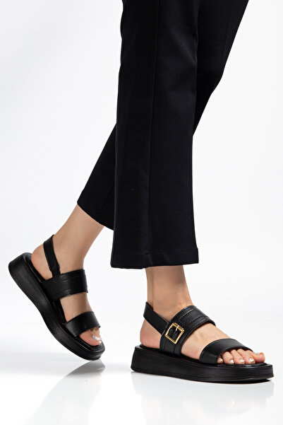 Hale Shoes Women's Single Buckle Detailed Casual Sandals T01