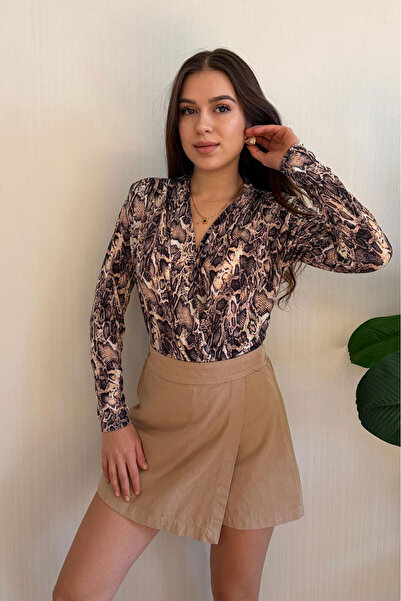 Nazline Women's Double-Breasted Collar Shoulder Drape Detailed Bottom Snap Fastener Bodysuit