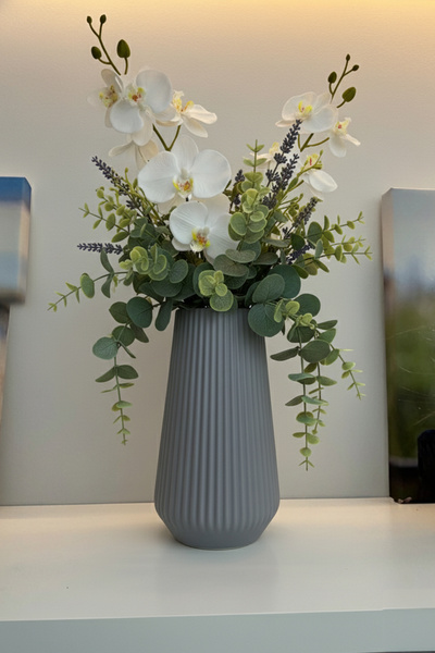 MEK مزهرية بلاستيكية حديثة مزخرفة مخططة باللون الرمادي (24×14 سم)