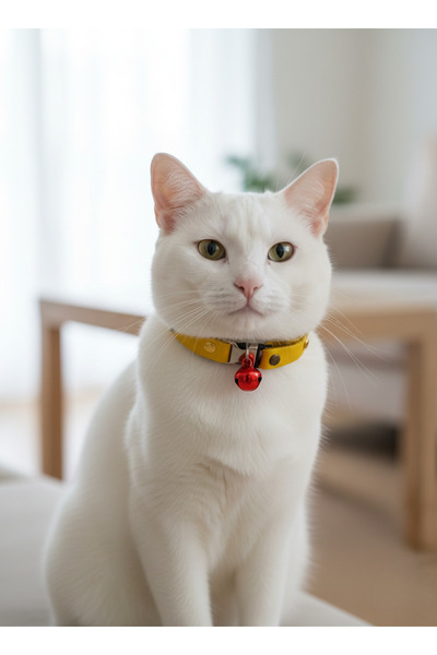 balkonda طوق قابل للتعديل للقطط مصنوع من الجلد الطبيعي مع جرس أصفر اللون