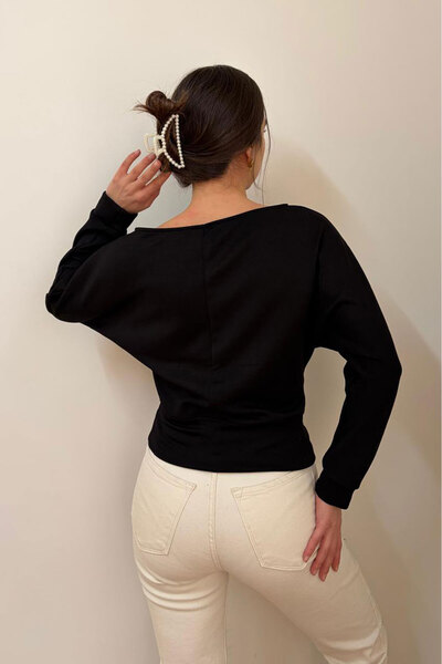 Nazline Women's Boat Neck Waist-Fitted Modal Fabric Blouse