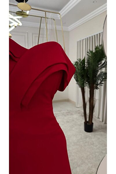 New Moon Barbie red fabric dress