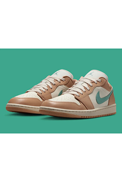 Nike حذاء رياضي جوردان اير 1 لو للجنسين DC0774-130