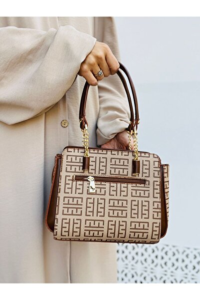 Çanta Trend Women's Polo 4 Compartment Chain Detailed Long Crossbody Strap & Handbag (23X19 cm)