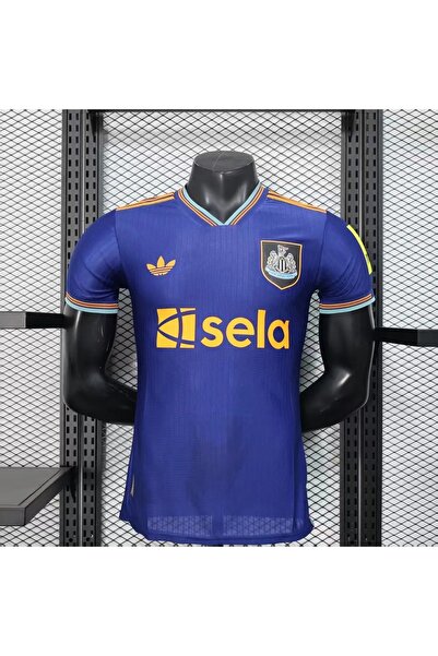 DM Newcastle United players' shirt, size 25-26