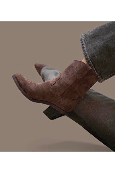 runa shoes Suede Cowboy Heel Boots