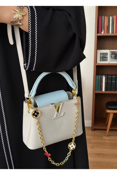 Generic Elegant, high-quality women's shoulder bag with all accessories