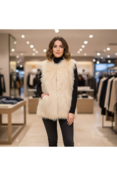 Volupta Cream faux fur vest