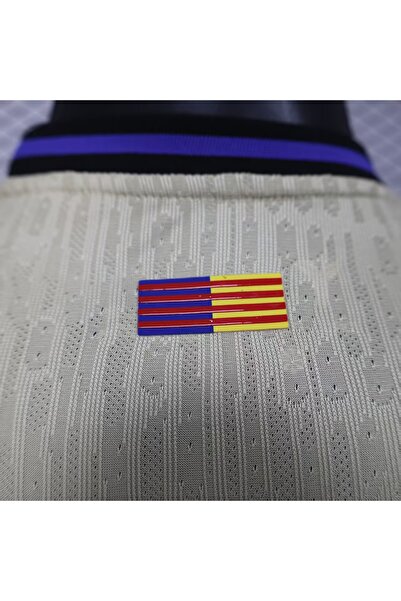 DM Barcelona jersey, size 25-26