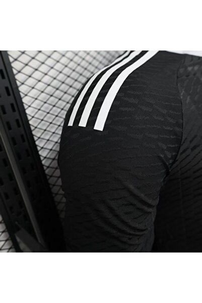 DM Real Madrid black jersey, size 25-26