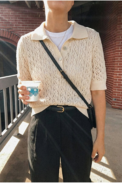 FEMELLE Women's Cream Short Sleeve Buttoned Lace-Like Knit Knitwear Blouse