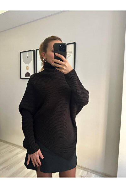 TB Butik Turtleneck Batwing Sleeve Knitwear Poncho