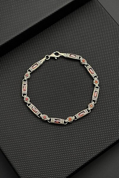 FRNCH 925 Ayar Gümüş İtalyan Model Kırmızı Zirkon Taşlı Gümüş Renk Erkek Bile...