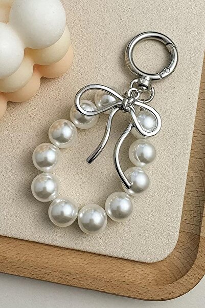 TAKIŞTIR Beyaz Renk İnci Detaylı Çanta Charm/ Anahtarlık