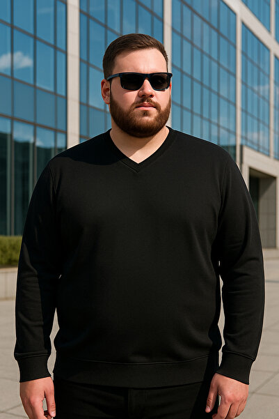 Maccali Men's Casual Plus Size Loose Black V-Neck Sweater