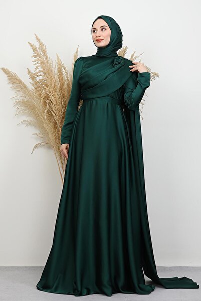 GİYZAMİLA فستان سهرة من الساتان الوردي من ألاز باللون الزمردي