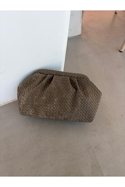 Senza Vedere GLOW SÜET ГОЛЯМА ПЛЕТЕНА ЧАНТА С ДЕТАЙЛИ, ЗА РЪКА, РАМО И НА КРЪ...