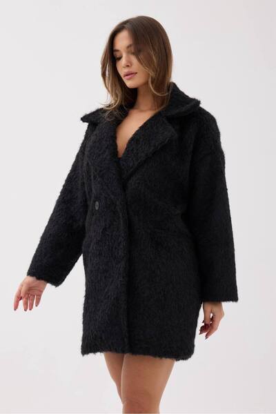 DOLCE QUEEN Furry Textured Oversized Coat