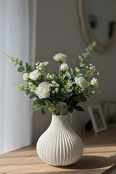 MEK مزهرية بلاستيكية مزخرفة بخطوط جمالية باللون الأبيض (22 × 22 سم)