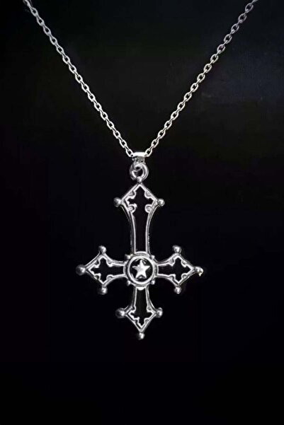 Köstebek Silver Gotik Yıldız İşlemeli Siyah Haç Kolye