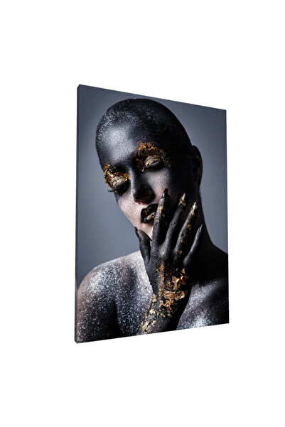 PozaTablou Pictură pe pânză: Portret artistic cu accente aurii 50x70 cm