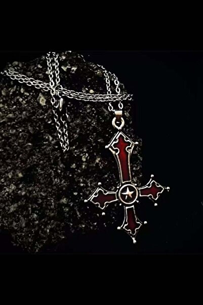 Köstebek Silver Gotik Yıldız İşlemeli Kırmızı Haç Kolye