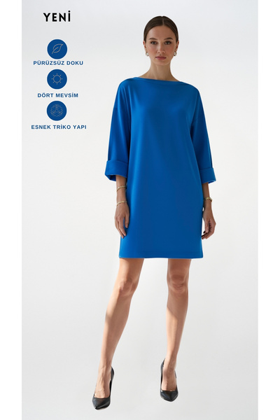 FARREN Women's Blue Boat Neck Knit Dress – Calm Fit |   Flexible Knitwear Structure |   Flowing Straight Form