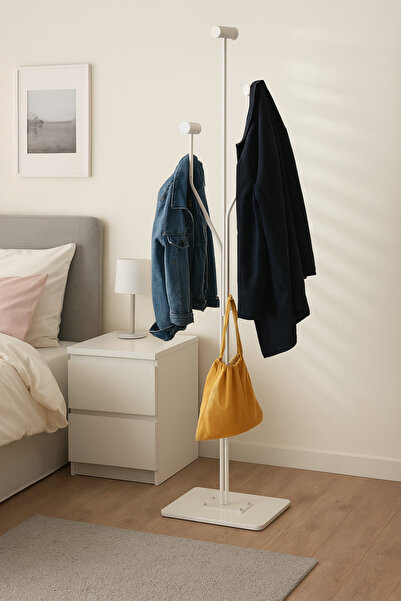 SADANHOME A modern and durable floor-standing clothes rack for easy organization of your belongings.