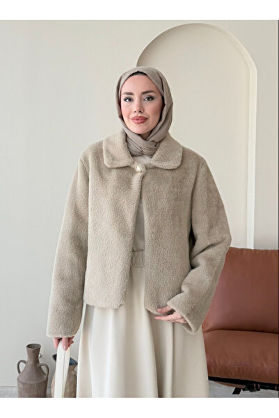 Molly Nelly Kadın Düğme Detaylı Yakalı Tüylü Şık Ceket