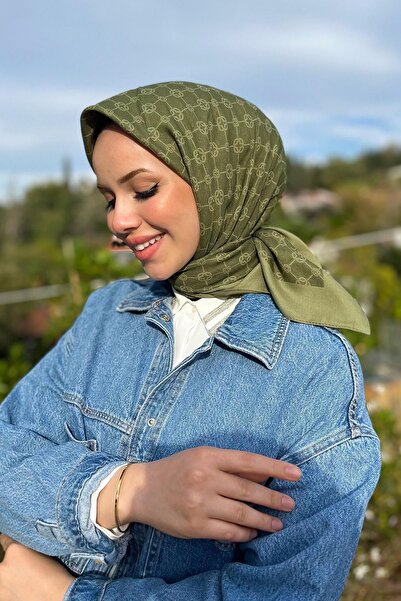 Aker وشاح مونوغرام أنيق - 10905001 952