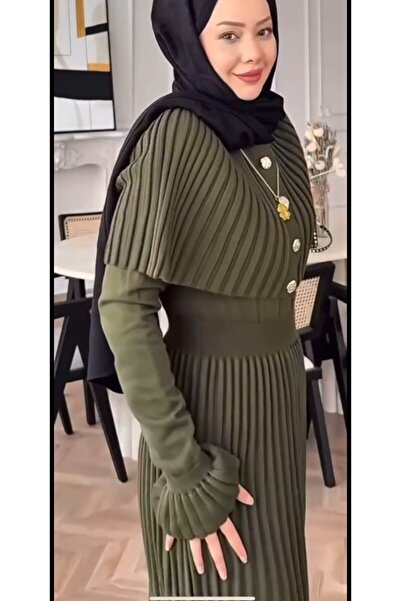 GİYSİ DÜNYASI 57 TRİKO KUMAŞ PELERİN DETAYLI BELDEN OTURTMALI TAM BOY ELBİSE