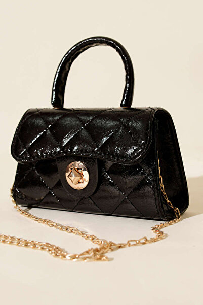 BUG STORE Gloss Mini Zincirli Çanta Siyah