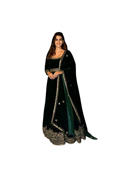MYSMAR Green Velvet Gown & Dupatta Set - HRT5701 | Green