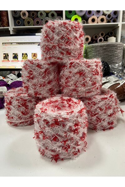 göçer Мохер акрил: цвят крем. Червен, бял, мек, ясен визуален ефект, 700 грама